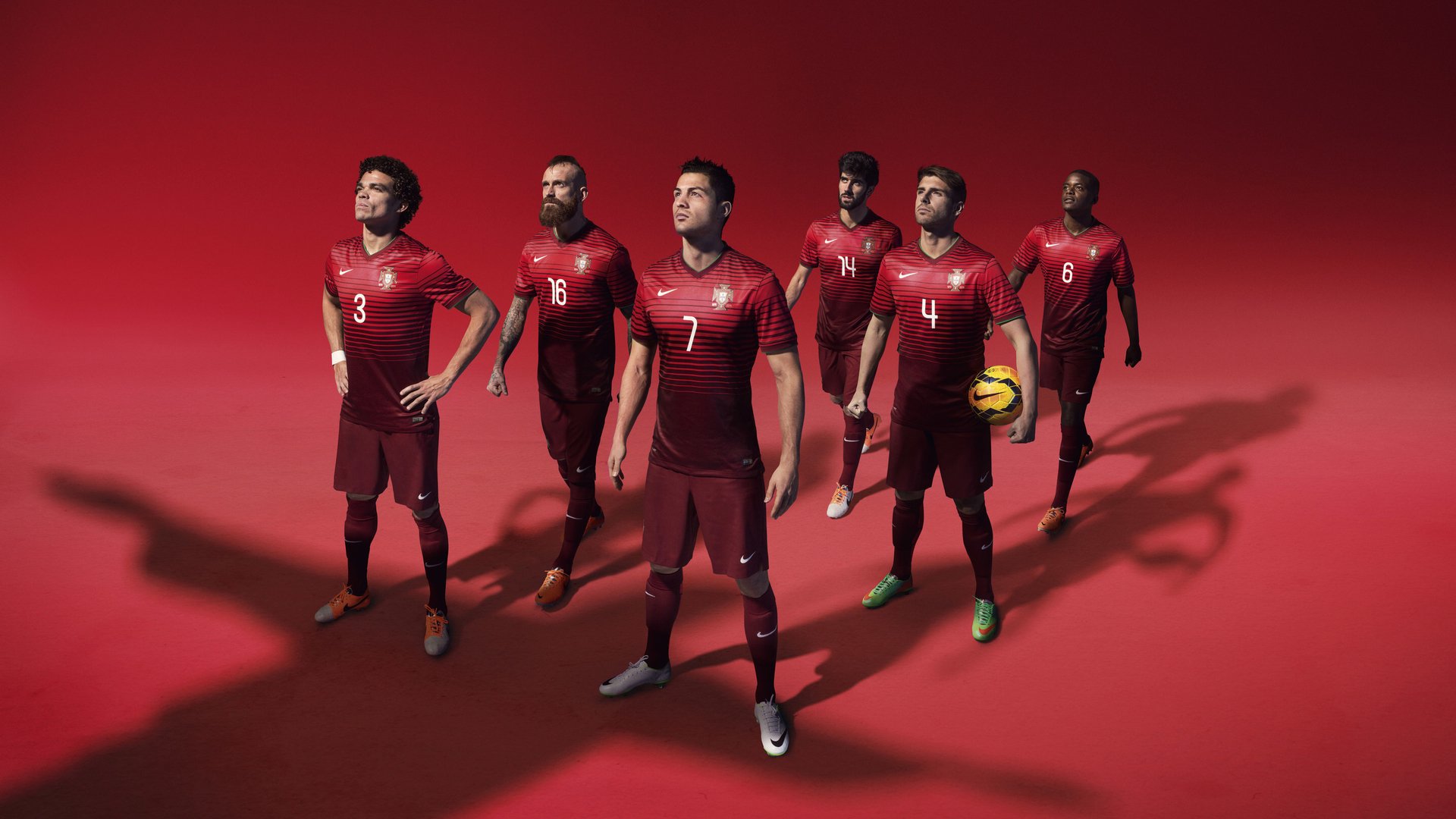 背后故事：球队的艰难转折与逆境成长，球队发展